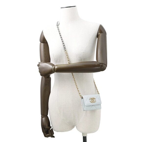 CHANEL CHANEL19 Matelasse Chain Wallet Lambskin Light Blue AP1787 - Picture 11 of 14